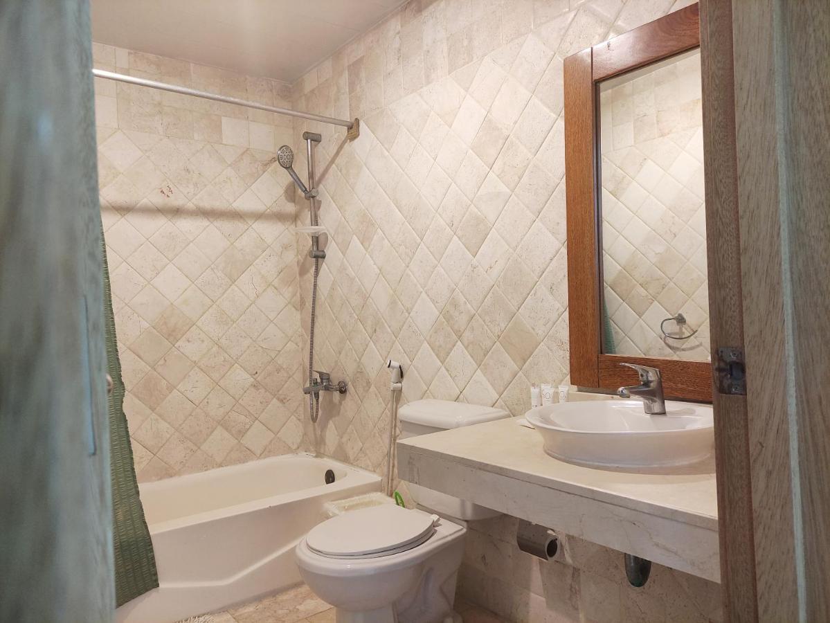Chic Beachfront Apartment - Private Beach Access Пунта-Кана Экстерьер фото